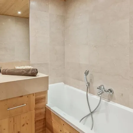 شاليه Chalet Les Cimes - Welkeys